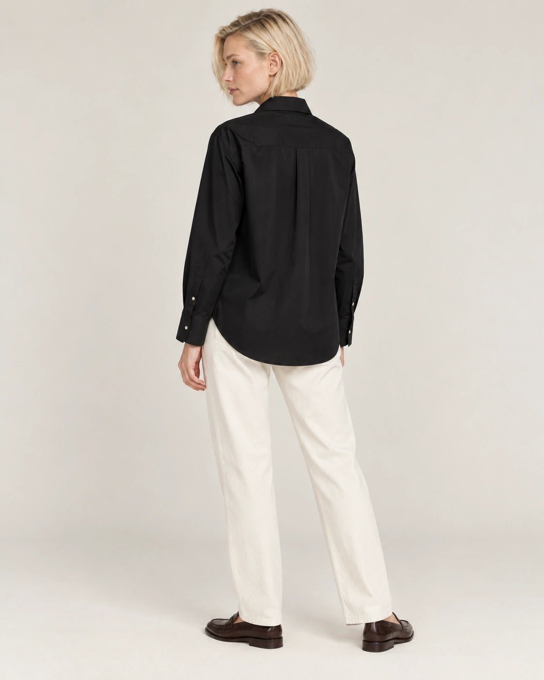 Camicia nero, vista posteriore - MADAME VENICE - FW26 - CAROLA - POPELINE #Colore_Nero
