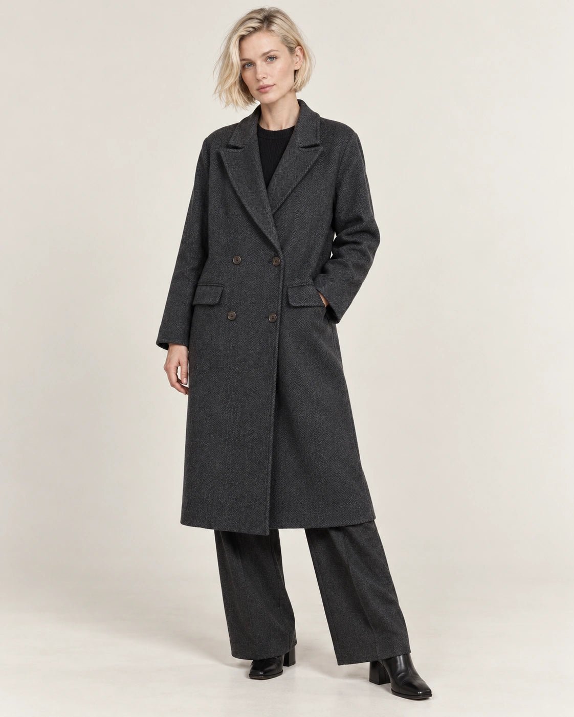 Cappotto grigio scuro, vista frontale - MADAME VENICE - FW26 - GEORGIA - SPINATO #Colore_Grigio Scuro