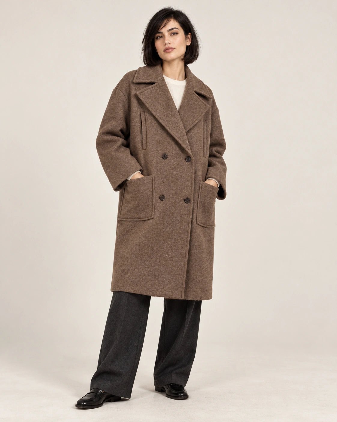 Cappotto doppio petto marrone, vista frontale - MADAME VENICE - FW26 - GREY - LUXURY #Colore_Marrone