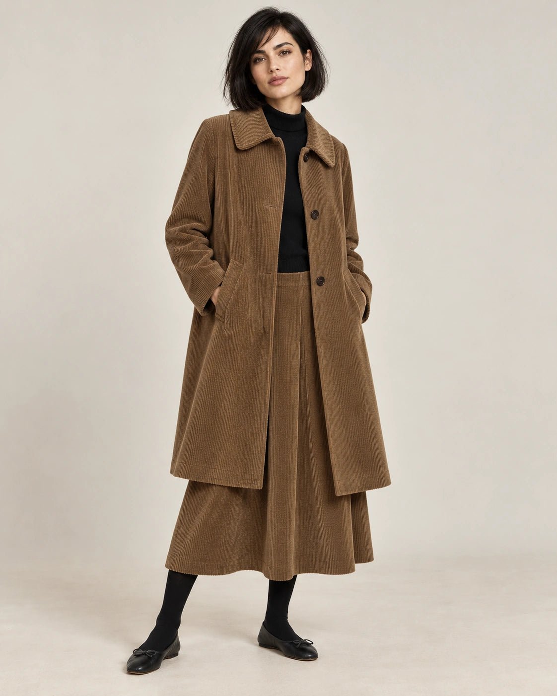 Cappotto faldone tabacco, vista frontale - MADAME VENICE - FW26 - GIOVANNA - VELVET SWEET #Colore_Tabacco