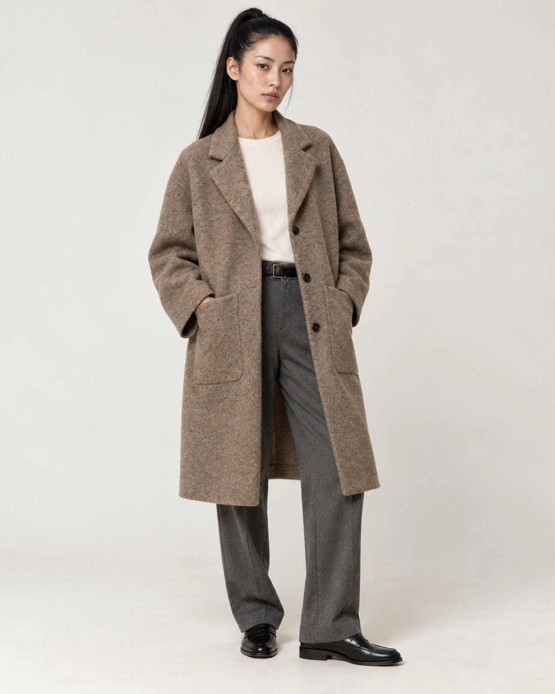 Cappotto foderato avana, vista frontale - MADAME VENICE - FW26 - GEMMA - LANA VERGINE #Colore_Avana