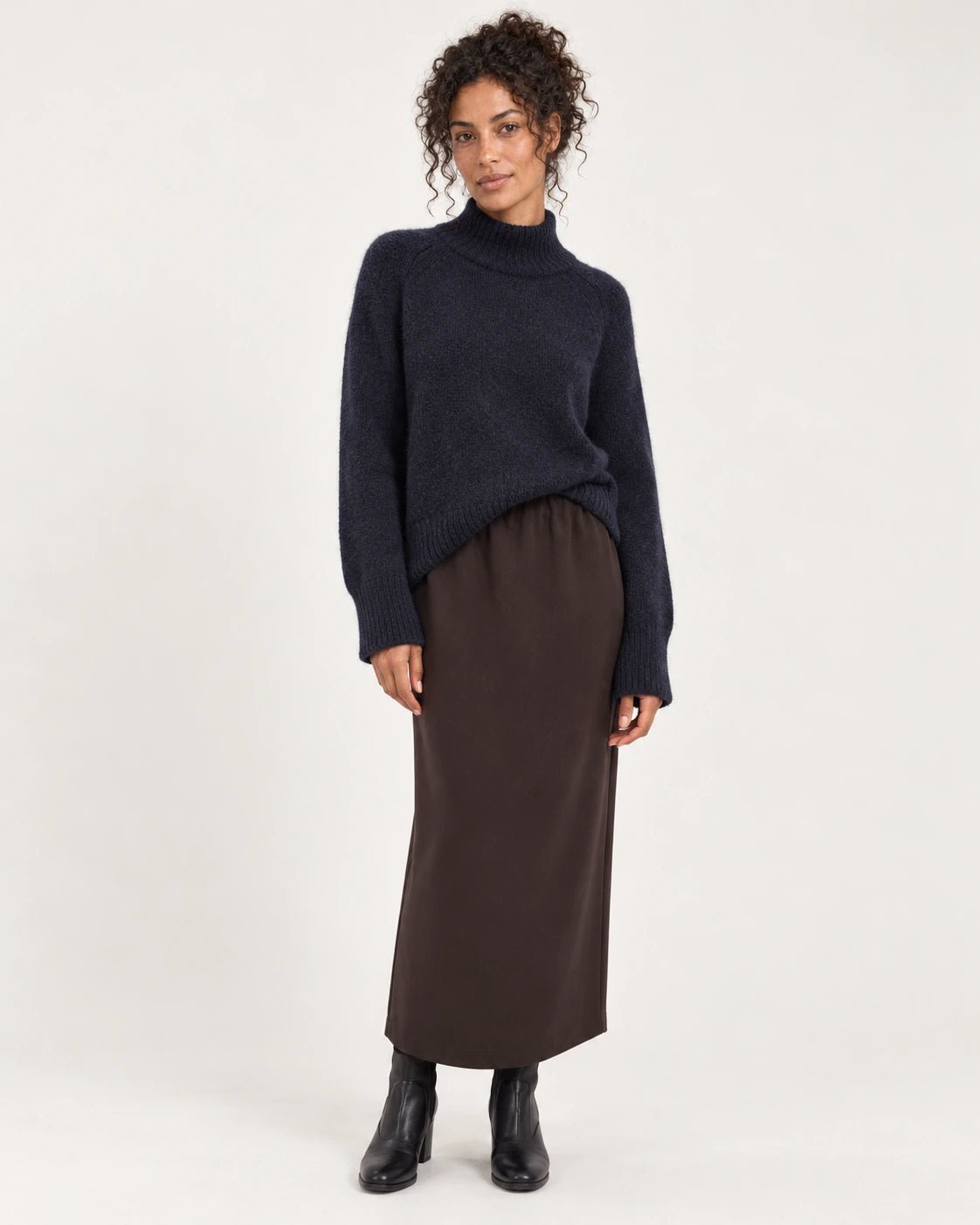 Dolcevita blu, vista frontale - MADAME VENICE - FW25 - SONIA - PETITE #Colore_Blue