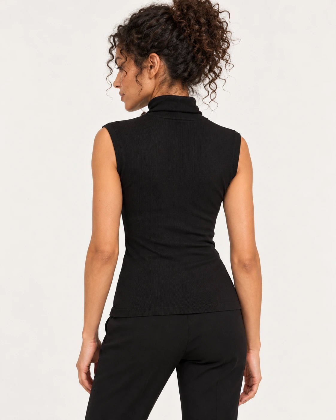 Dolcevita smanicato nero, vista posteriore - MADAME VENICE - FW25 - VITA - COSTINA #Colore_Black