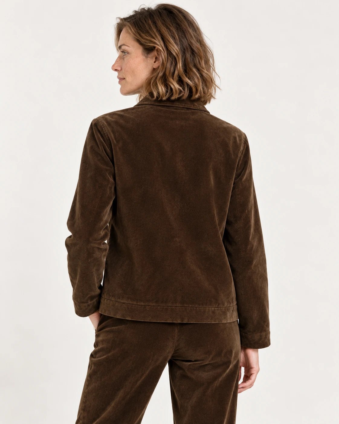 Giacchina sfoderata marrone, vista posteriore - MADAME VENICE - FW25 - GIANNA - VELVET 2000 #Colore_Brown