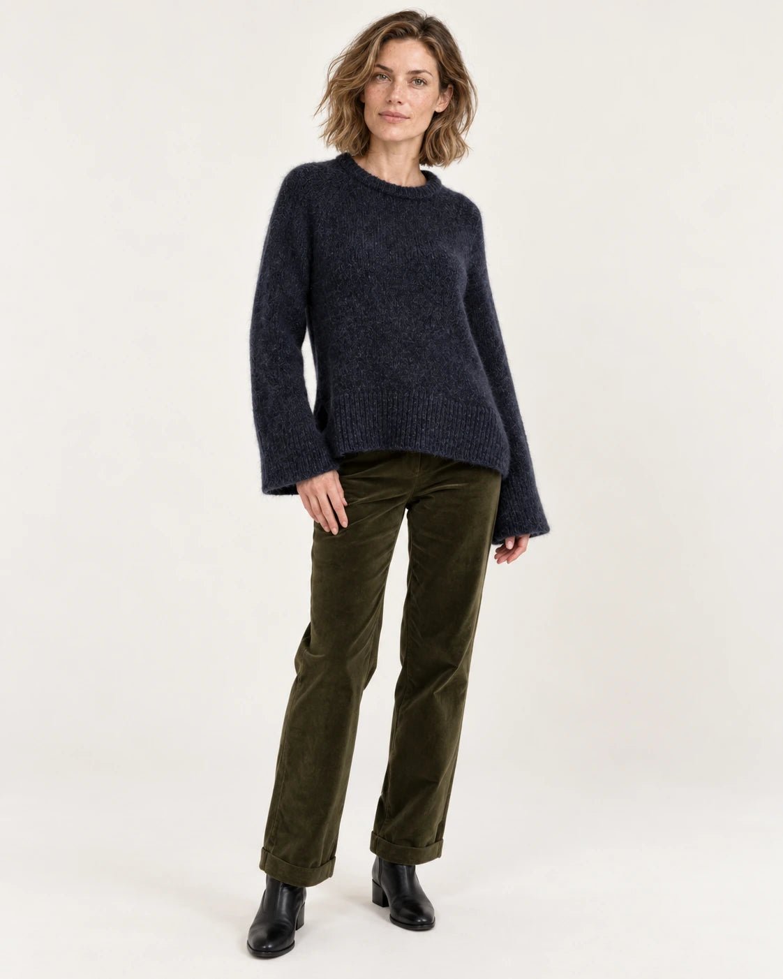 Girocollo blu, vista frontale - MADAME VENICE - FW25 - SILVIA - PETITE #Colore_Blue