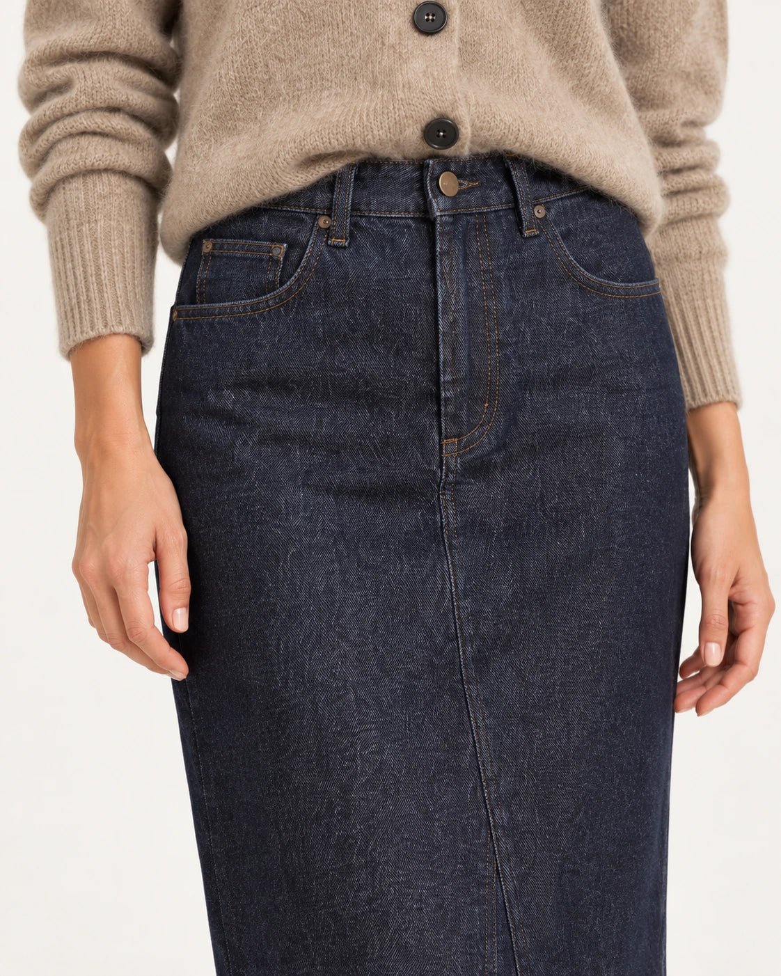 Gonna 5t tubo blu rinse, dettaglio delle tasche anteriori - MADAME VENICE - FW25 - NANCY - DENIM #Colore_Blue rinse