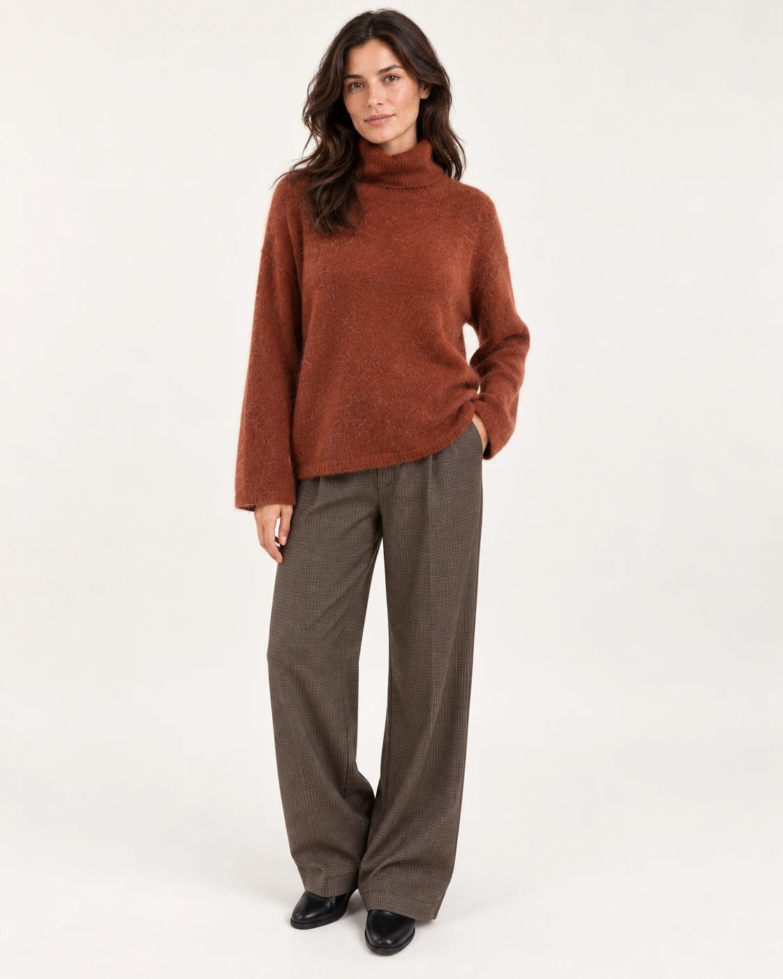 Lupetto ruggine, vista frontale - MADAME VENICE - FW25 - SIMONA - SUMATRA #Colore_Rust