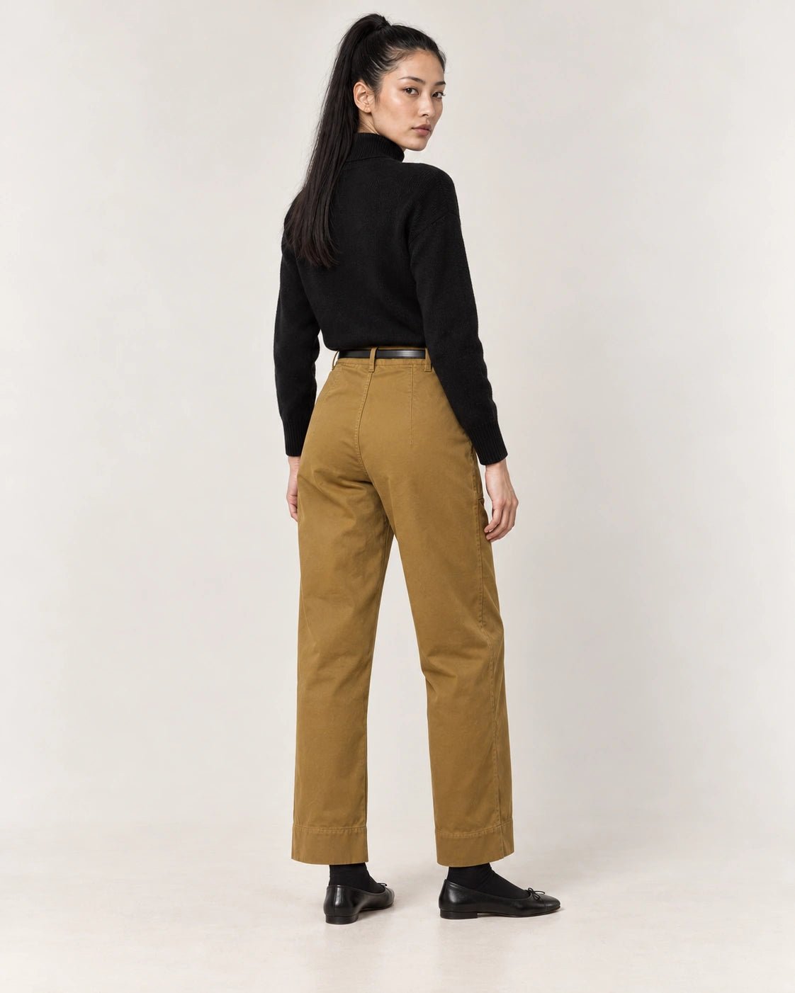 Panatlone fatigue senape, vista posteriore - MADAME VENICE - FW26 - PATTY - GABARDINA #Colore_Senape