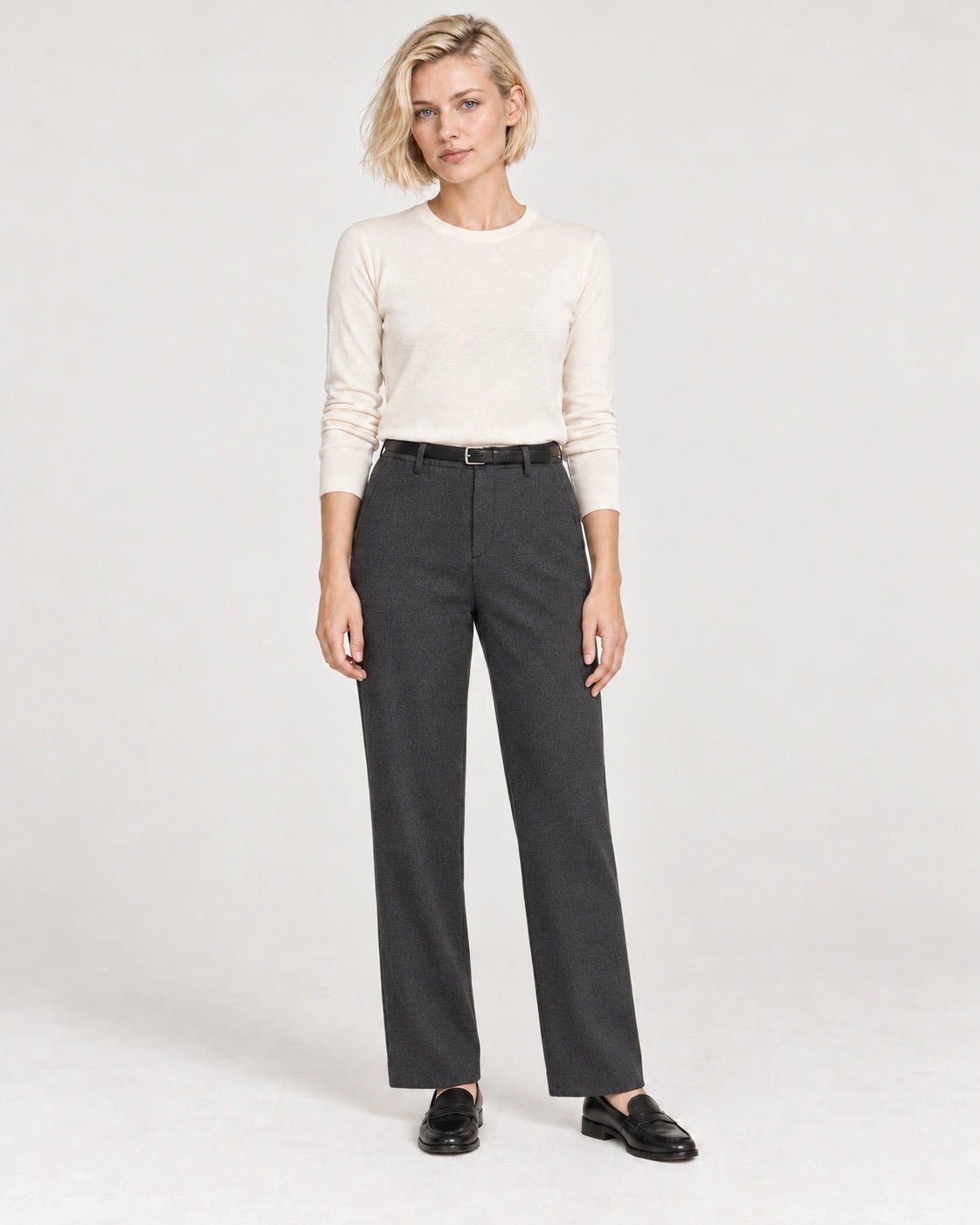 Pantalone chino slim grigio scuro, vista frontale - MADAME VENICE - FW26 - PRAGA - LANA JESI #Colore_Grigio Scuro