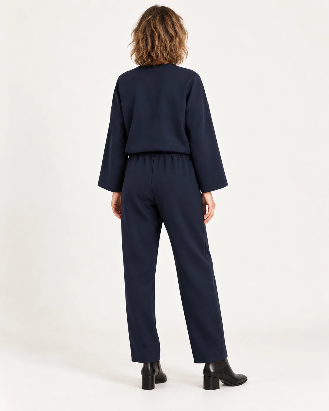 Pantalone elastico blu, vista posteriore - MADAME VENICE - FW25 - PIPA - CREPE TECNICO #Colore_Blue