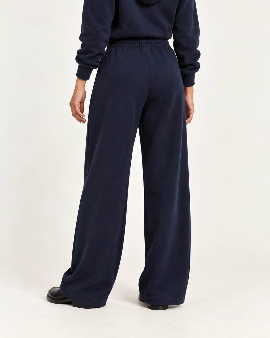 Pantalone elastico dritto blu, vista posteriore - MADAME VENICE - FW25 - PAKITA - FELIX #Colore_Blue