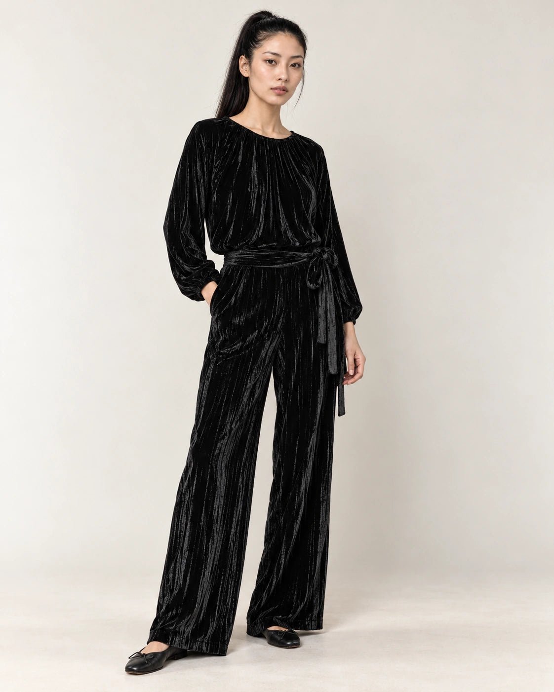 Pantalone fusciacca nero, vista frontale - MADAME VENICE - FW26 - POLINA - PLISSE' #Colore_Nero