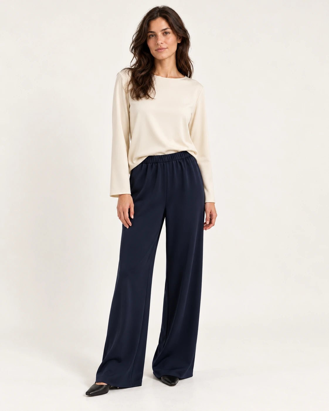 Pantalone palazzo blu, vista frontale - MADAME VENICE - FW25 - PEONIA - JERSEY TECNICO #Colore_Blue