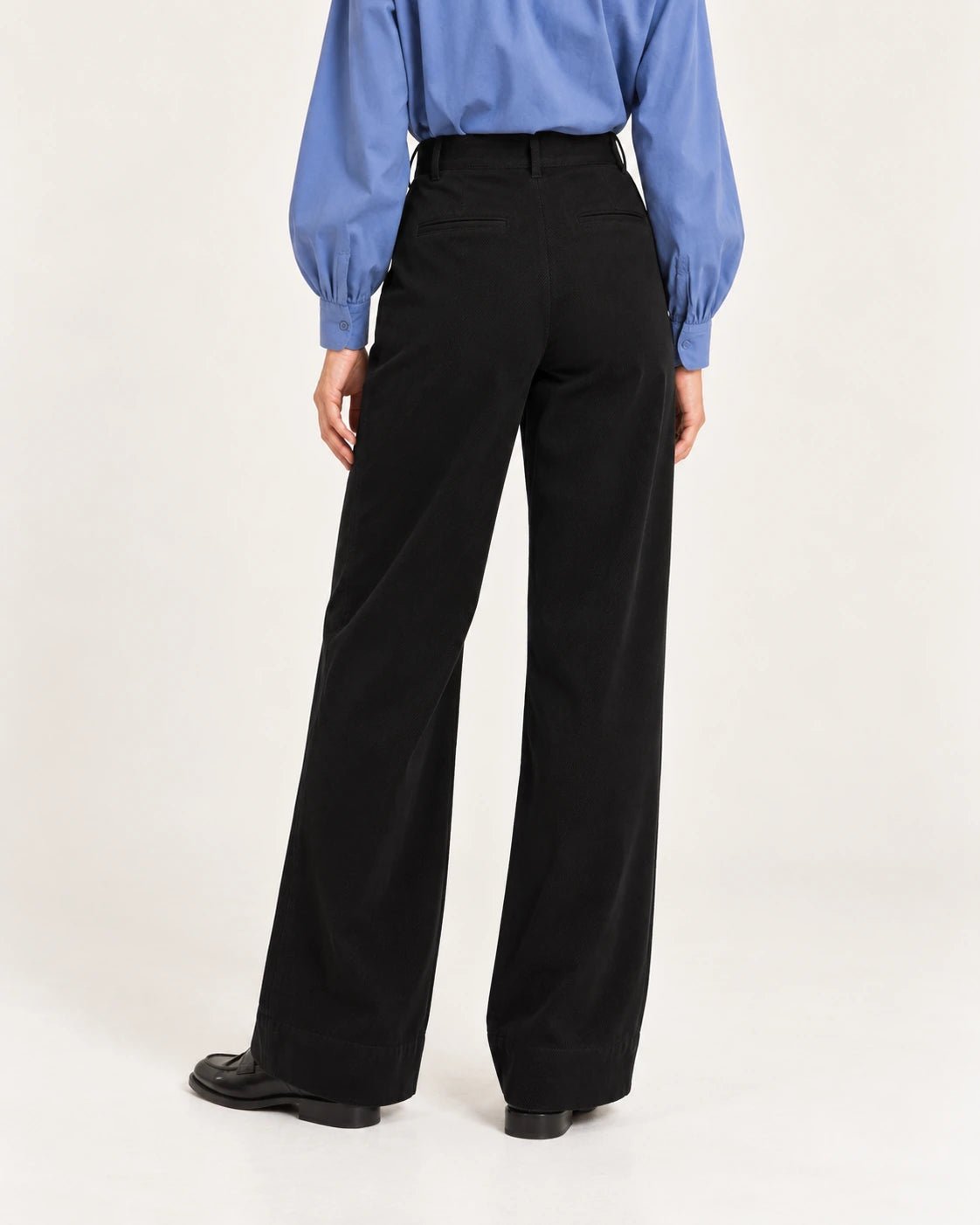 Pantalone palazzo nero, vista posteriore - MADAME VENICE - FW25 - PRISCILLA - CAPITALE #Colore_Black