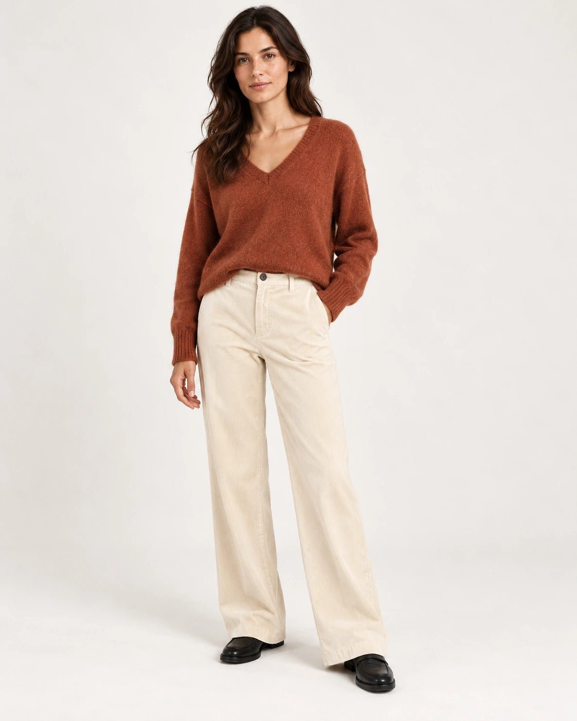 Pantalone palazzo naturale, vista frontale - MADAME VENICE - FW25 - PIA - VELVET 2000 #Colore_Natural