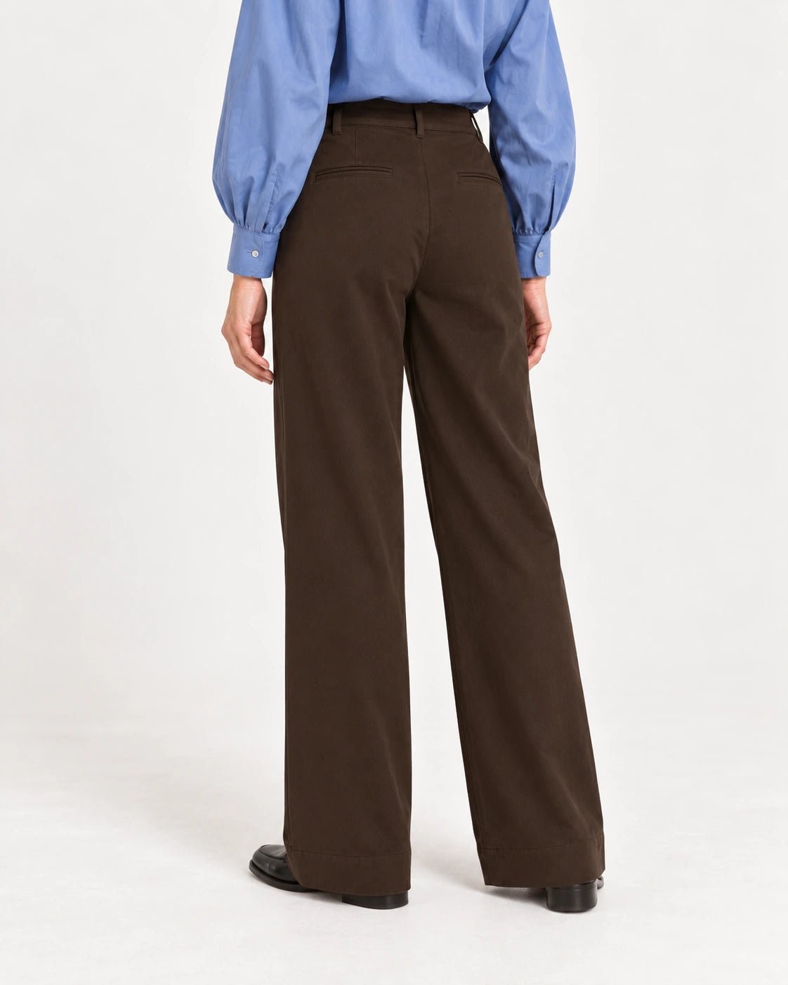 Pantalone palazzo marrone, vista posteriore - MADAME VENICE - FW25 - PRISCILLA - CAPITALE #Colore_Brown