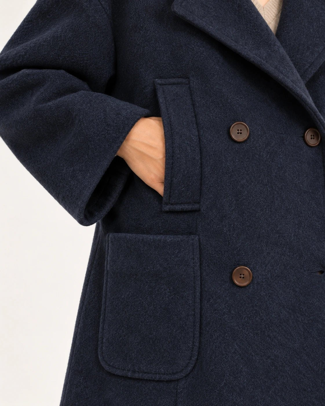 Caban blu, dettaglio delle tasche - MADAME VENICE - FW25 - GISELLE - SOFT WOOL #Colore_Blue