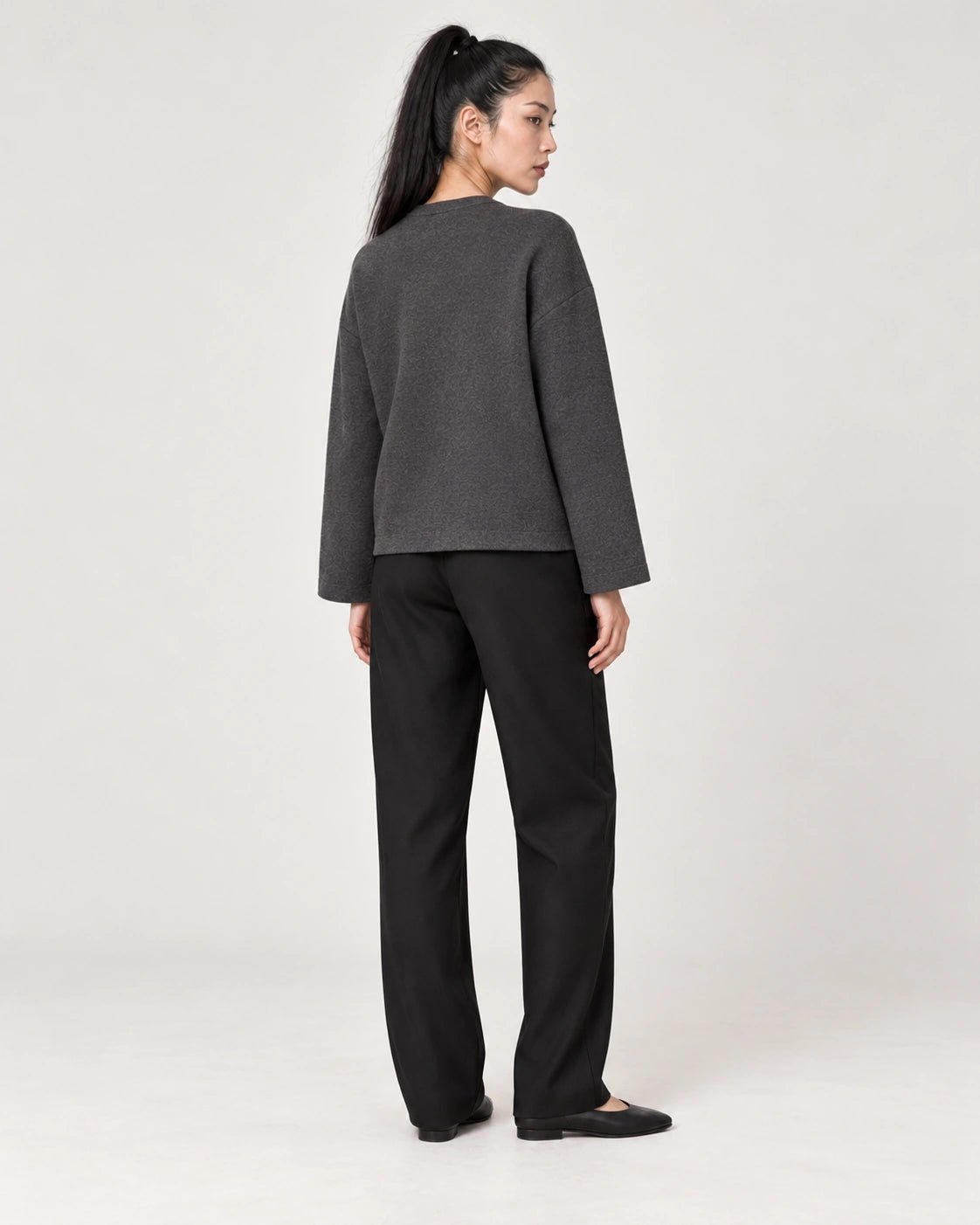Camicia boxy grigio scuro, vista posteriore - MADAME VENICE - FW26 - CLOTILDE - LANA JESI #Colore_Grigio Scuro