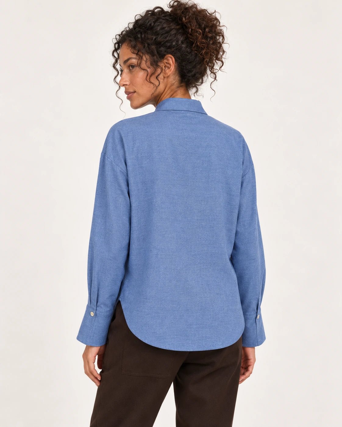 Camicia fiocco blu, vista posteriore - MADAME VENICE - FW25 - CELIA - TWILL MELANGE #Colore_Blue