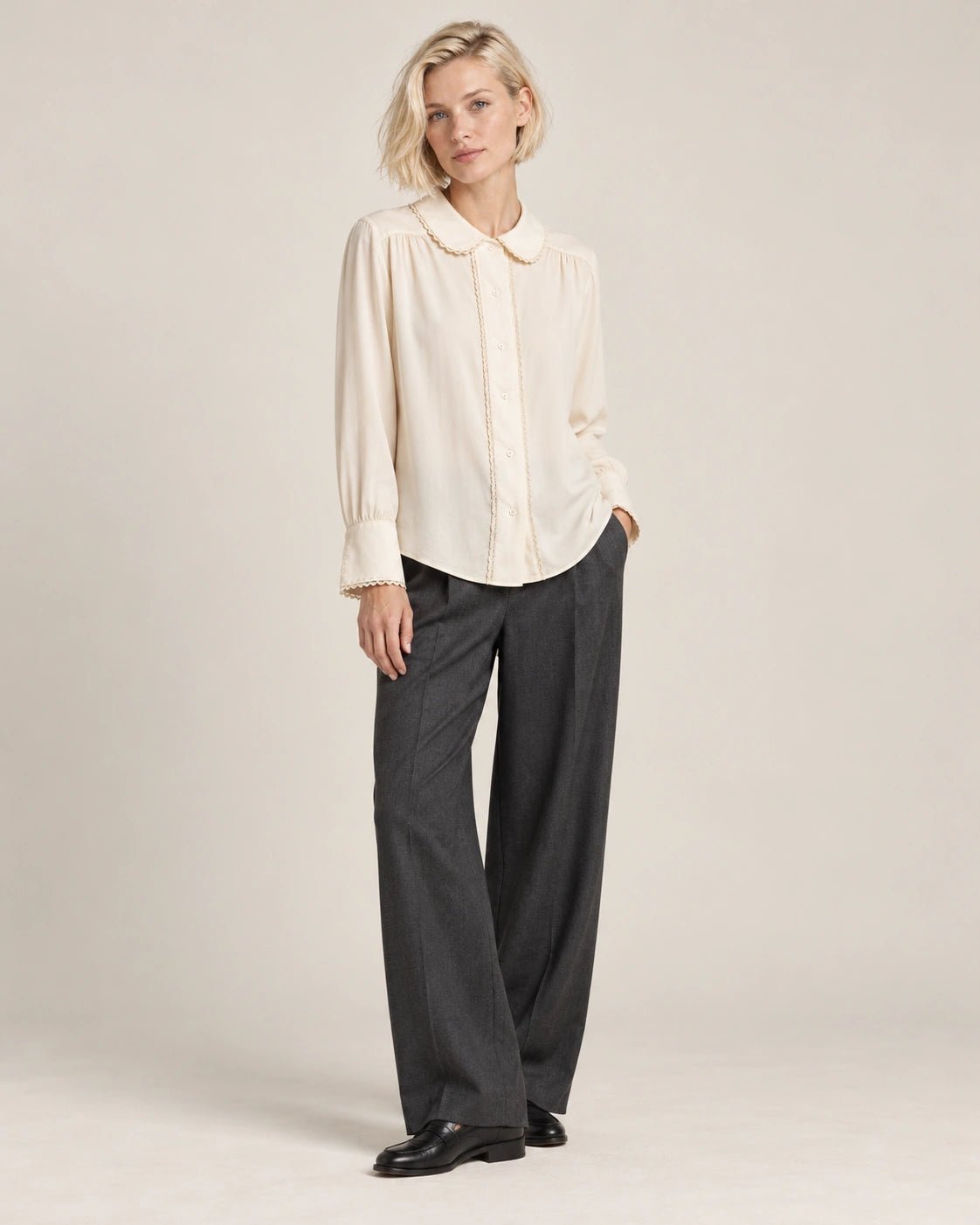 Camicia pizzo naturale, vista frontale - MADAME VENICE - FW26 - CRISTIANA - COTONE SETA #Colore_Naturale