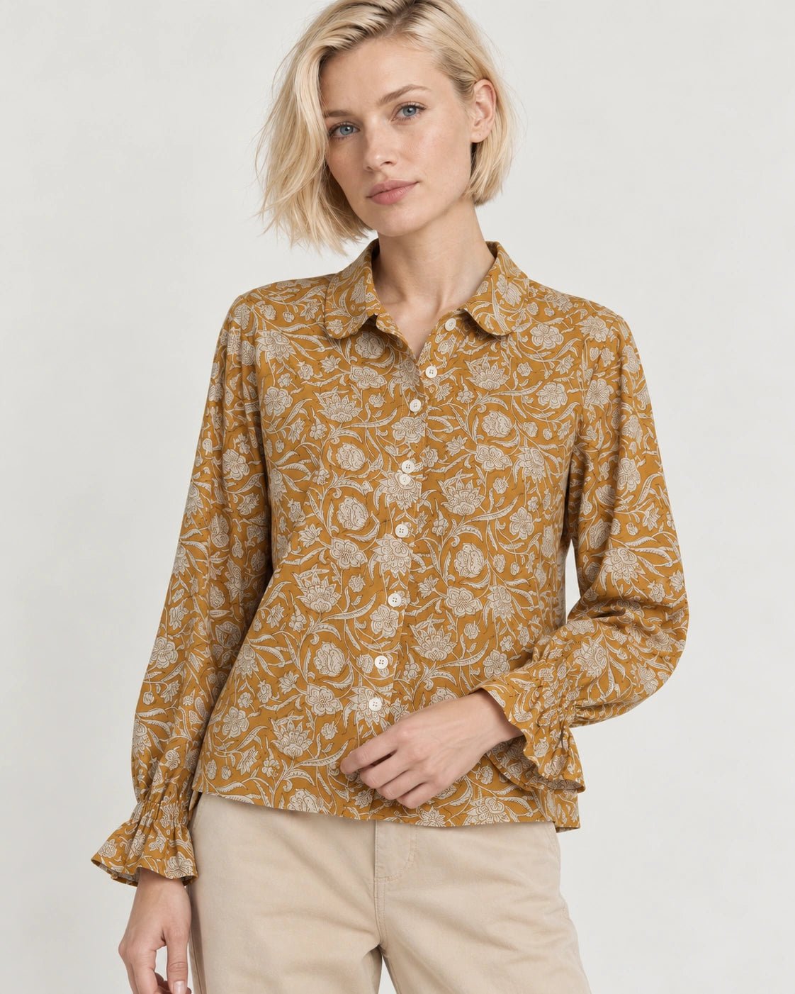 Camicia rever senape, dettaglio del capo - MADAME VENICE - FW26 - CHANTAL - PORTOGALLO FIORI #Colore_Senape