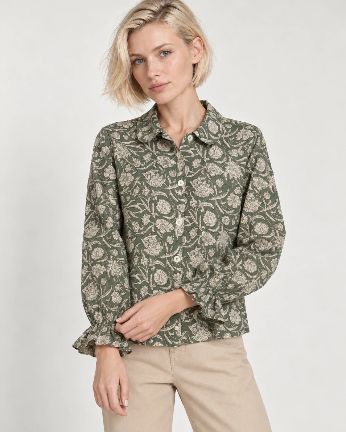 Camicia rever verde, dettaglio del capo - MADAME VENICE - FW26 - CHANTAL - PORTOGALLO FIORI #Colore_Verde