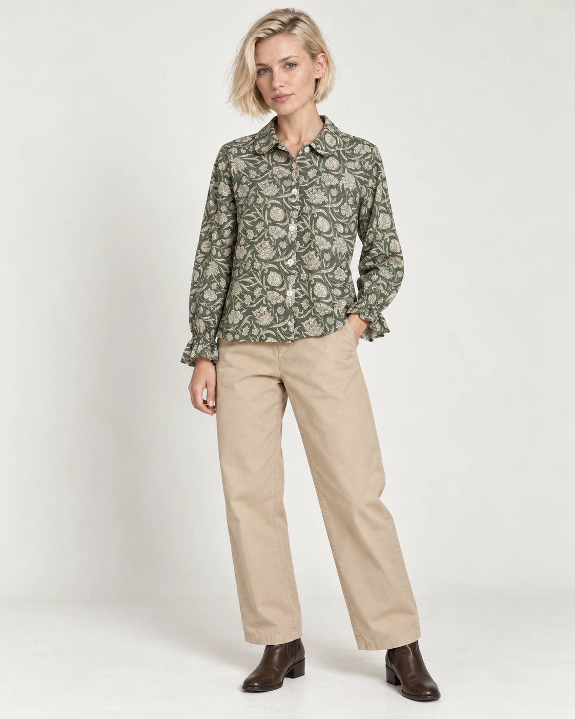 Camicia rever verde, vista frontale - MADAME VENICE - FW26 - CHANTAL - PORTOGALLO FIORI #Colore_Verde