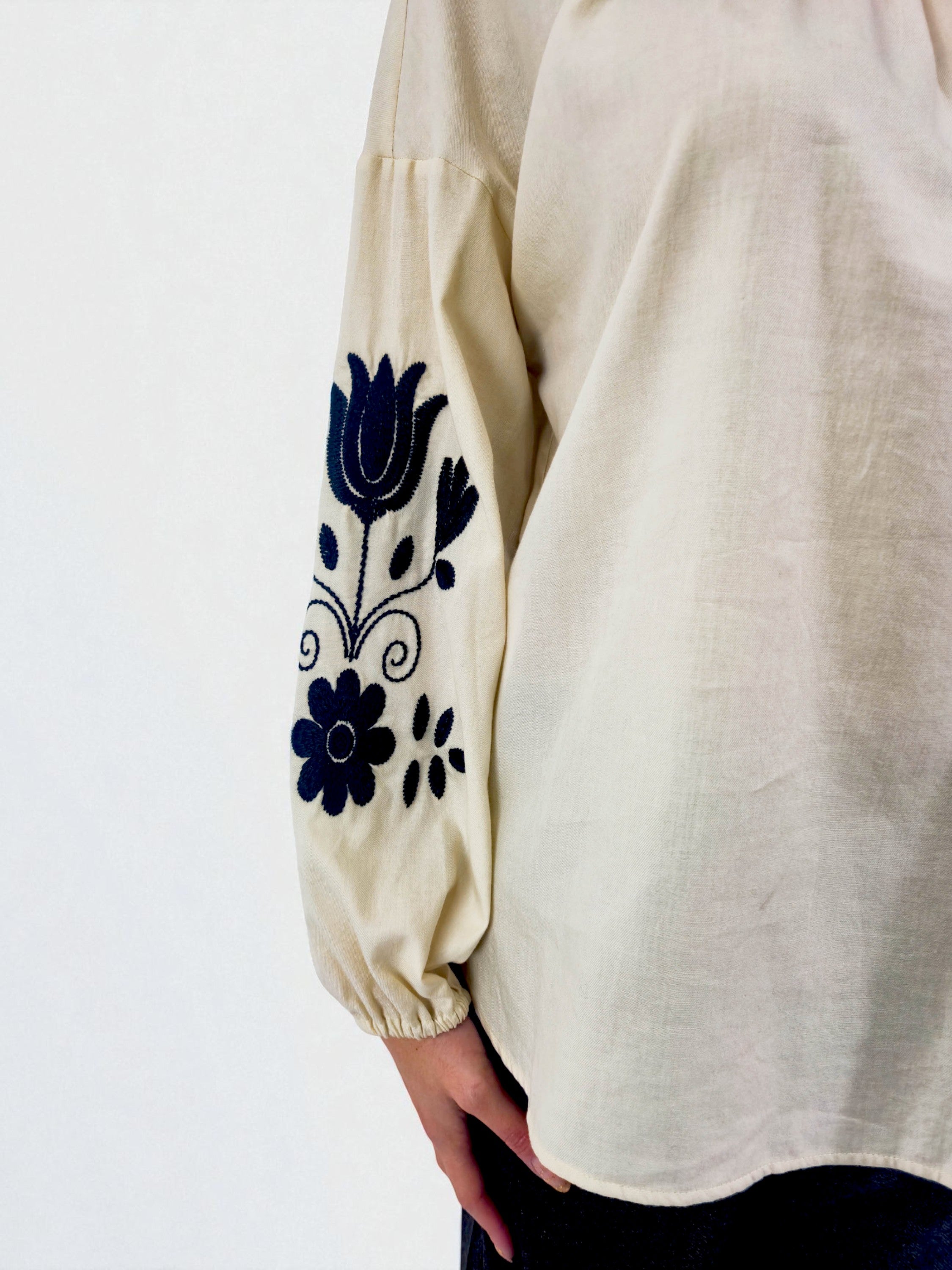 Camicia ricamo manica - MADAME VENICE - FW25 - CRISTINA - COTTON BIO - BLACK - XS