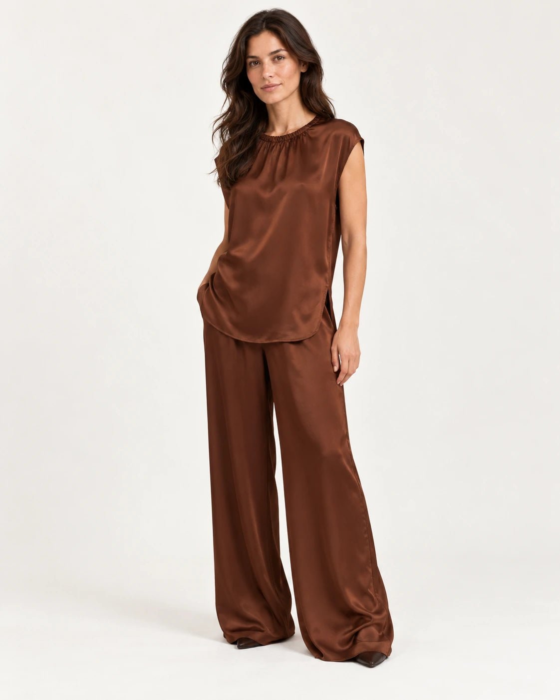 Canotta con arriccio ruggine, vista frontale - MADAME VENICE - FW25 - VIRGINIA - RASO #Colore_Rust