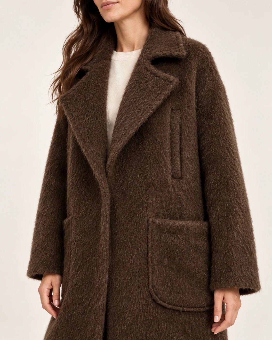 Cappotto foderato marrone, dettaglio delle tasche - MADAME VENICE - FW25 - GENNY - WOOL BRUSH #Colore_Brown
