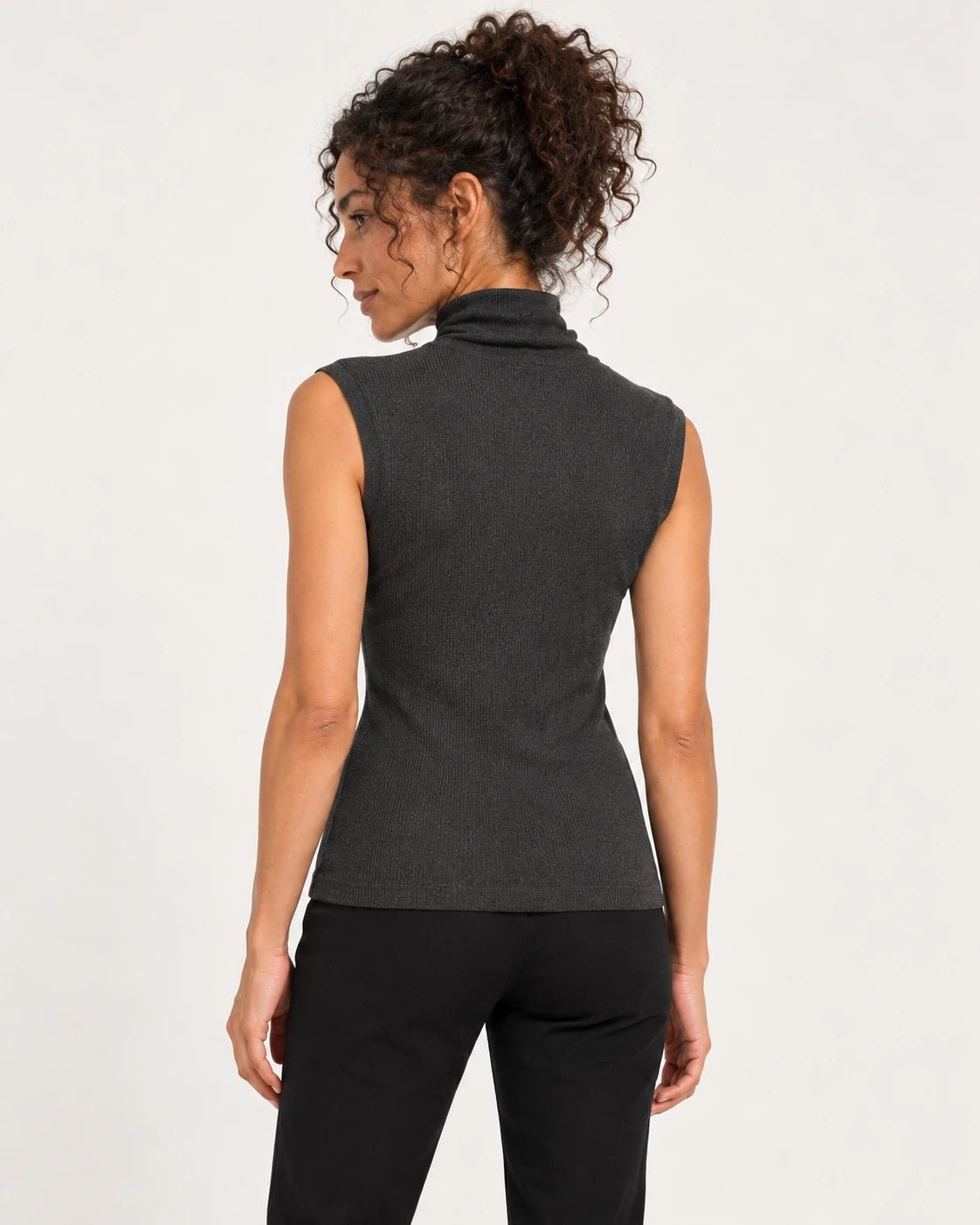 Dolcevita smanicato antracite, vista posteriore - MADAME VENICE - FW25 - VITA - COSTINA #Colore_Anthracite