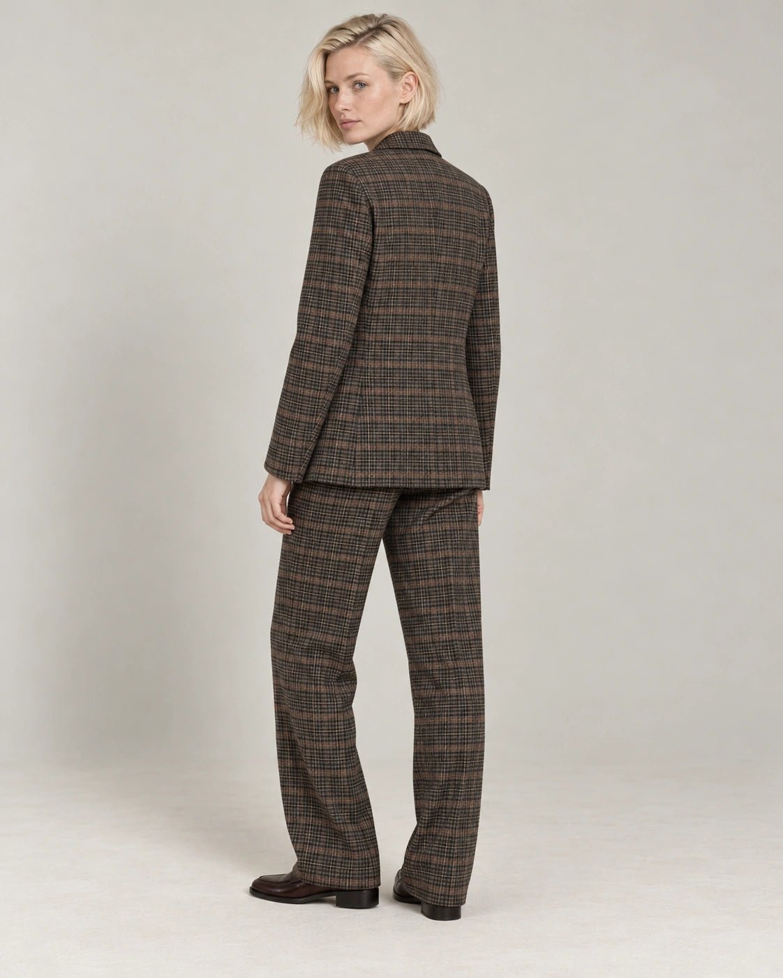 Giacca foderata marrone, vista posteriore - MADAME VENICE - FW26 - GAIA - QUADRO #Colore_Marrone