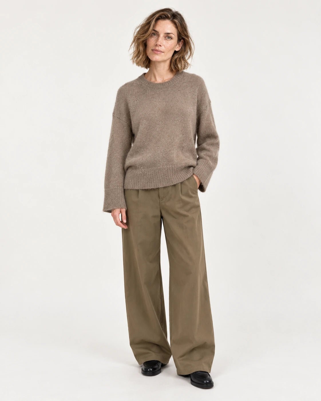 Girocollo marrone, vista frontale - MADAME VENICE - FW25 - STEFANIA - SUMATRA #Colore_Brown