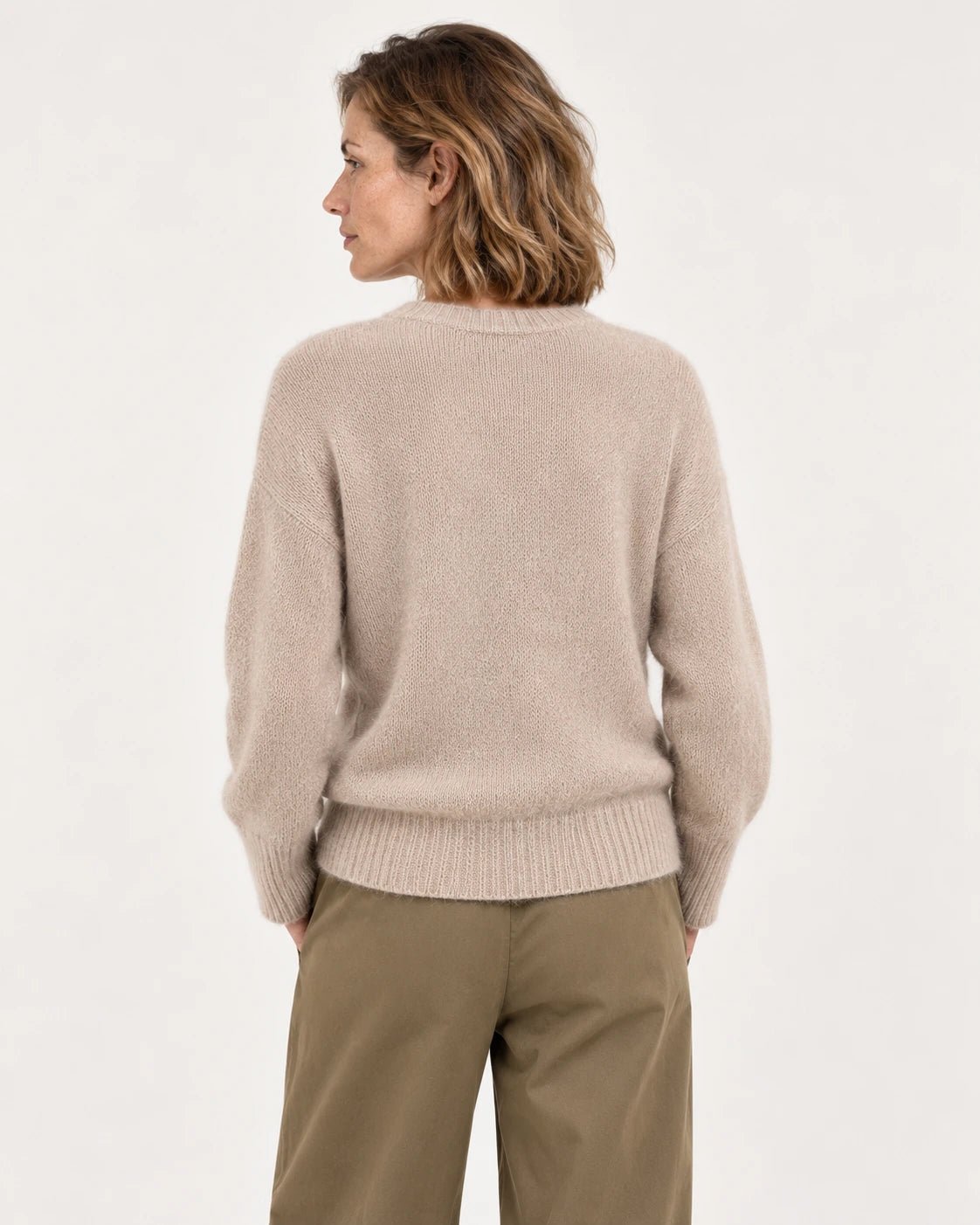 Girocollo sabbia, vista posteriore - MADAME VENICE - FW25 - STEFANIA - SUMATRA #Colore_Sand