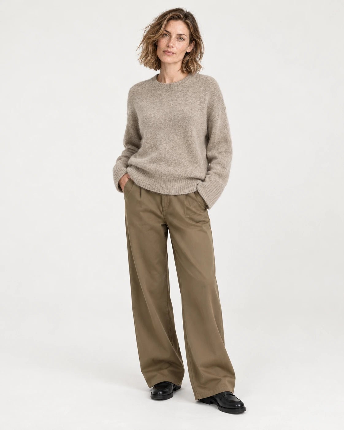 Girocollo naturale, vista frontale - MADAME VENICE - FW25 - STEFANIA - SUMATRA #Colore_Natural
