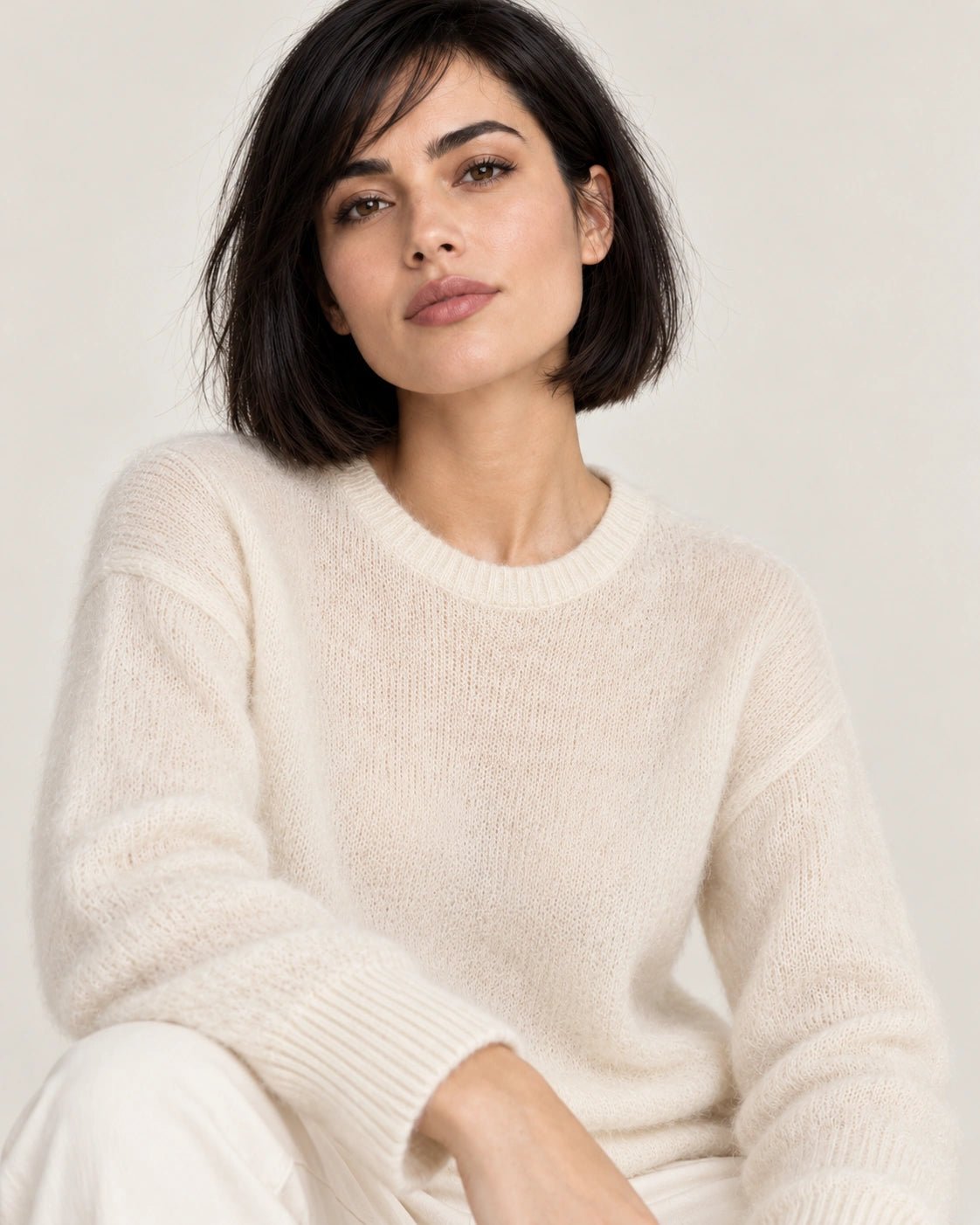 Girocollo naturale, dettaglio del capo - MADAME VENICE - FW26 - SELINA - SUMATRA #Colore_Naturale