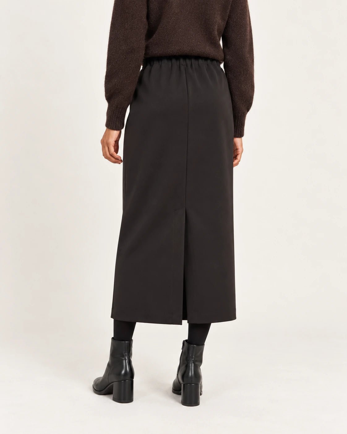 Gonna tubo nero, vista posteriore - MADAME VENICE - FW25 - NAOMI - CREPE TECNICO #Colore_Black
