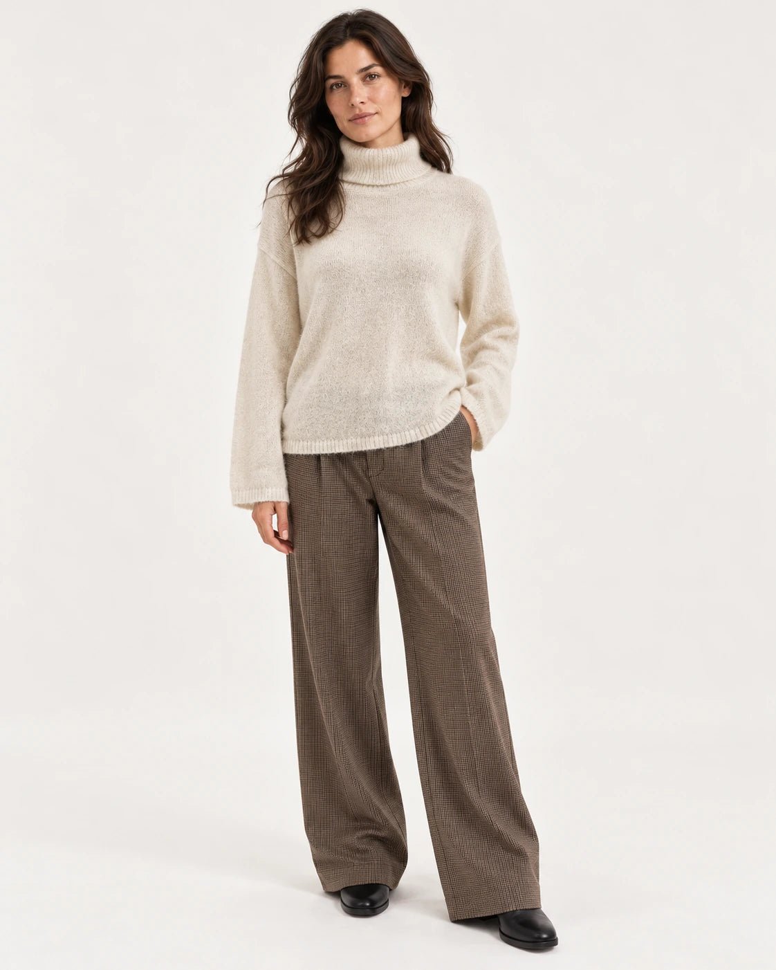 Lupetto naturale, vista frontale - MADAME VENICE - FW25 - SIMONA - SUMATRA #Colore_Natural