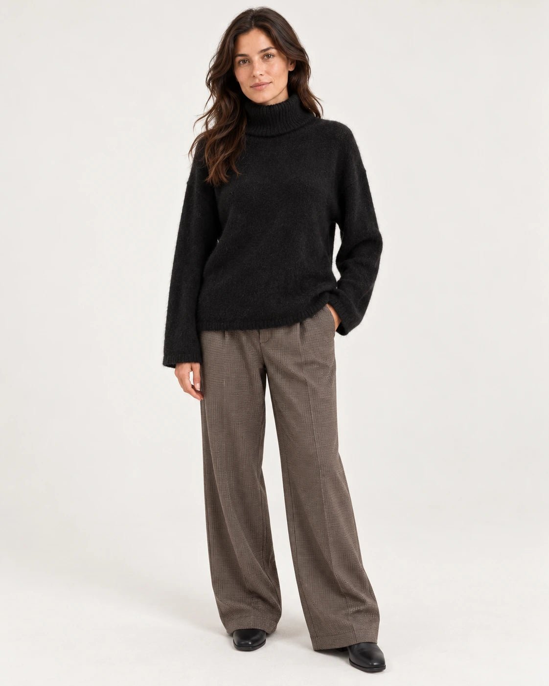 Lupetto nero, vista frontale - MADAME VENICE - FW25 - SIMONA - SUMATRA #Colore_Black