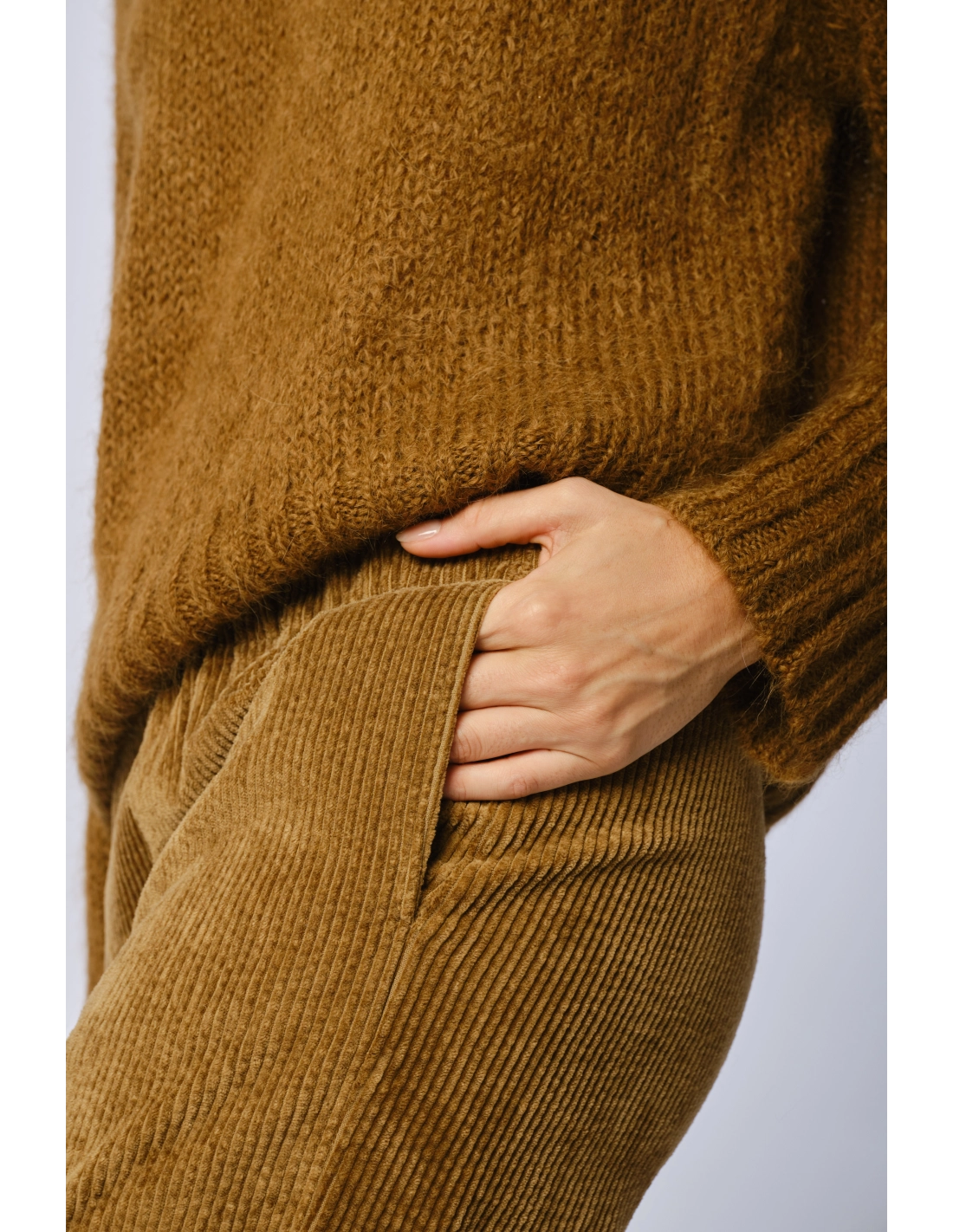 Pantalone caviglia velluto