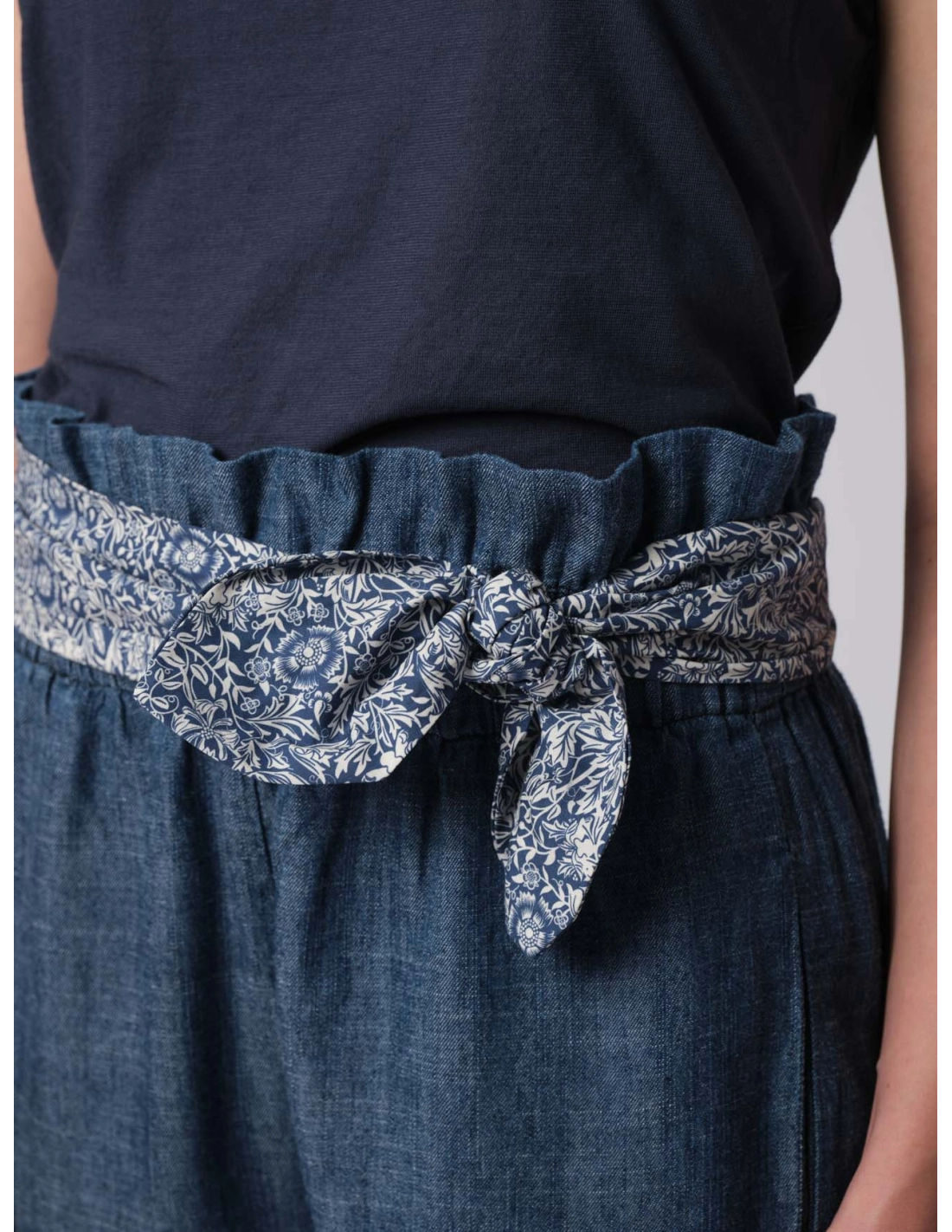 Pantalone frou frou