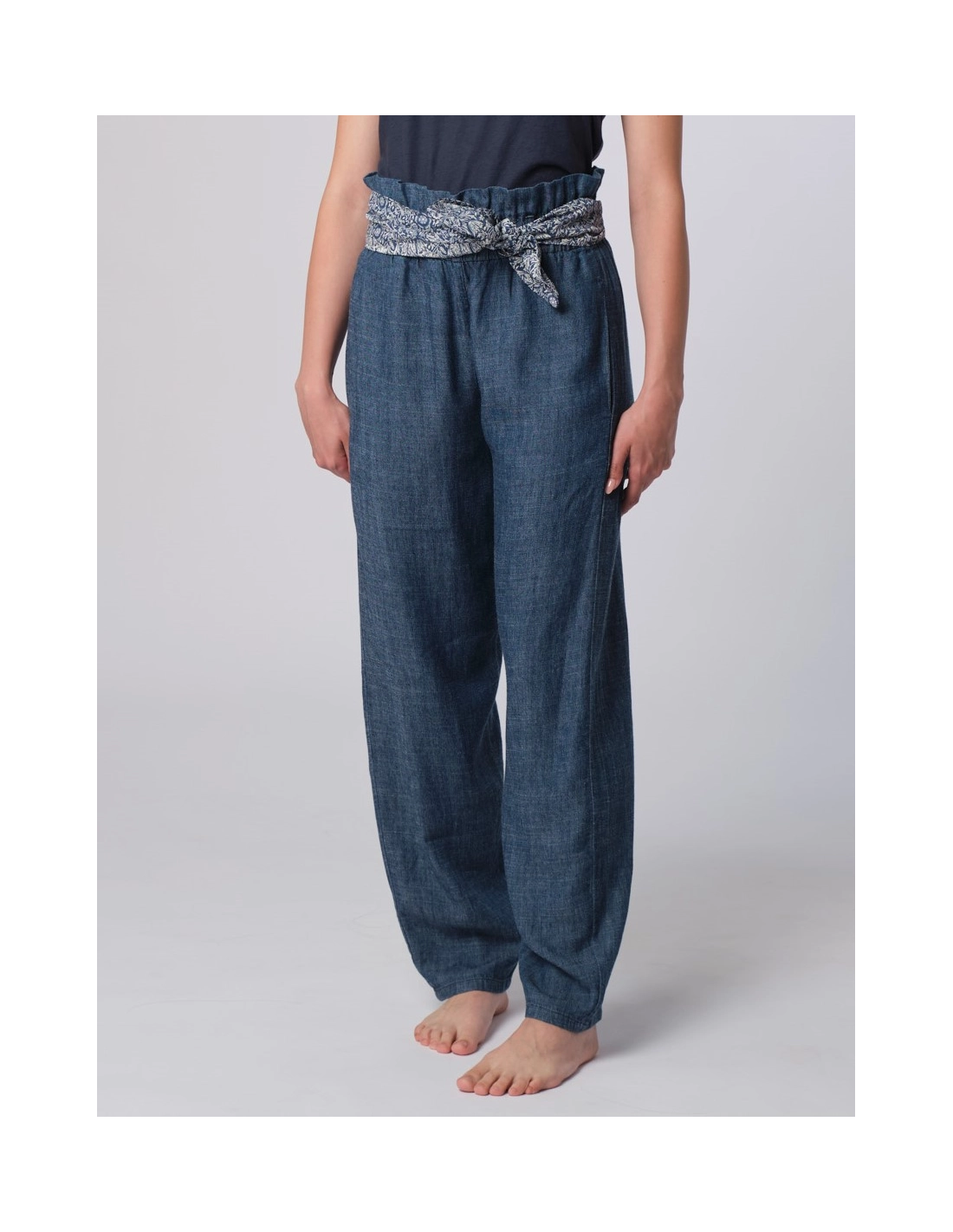 Pantalone frou frou