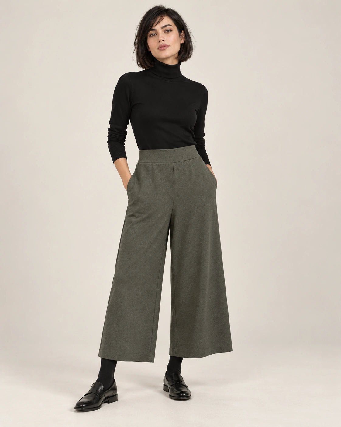 Pantalone palazzo verde, vista frontale - MADAME VENICE - FW26 - PESARO - PUNTO MILANO #Colore_Verde