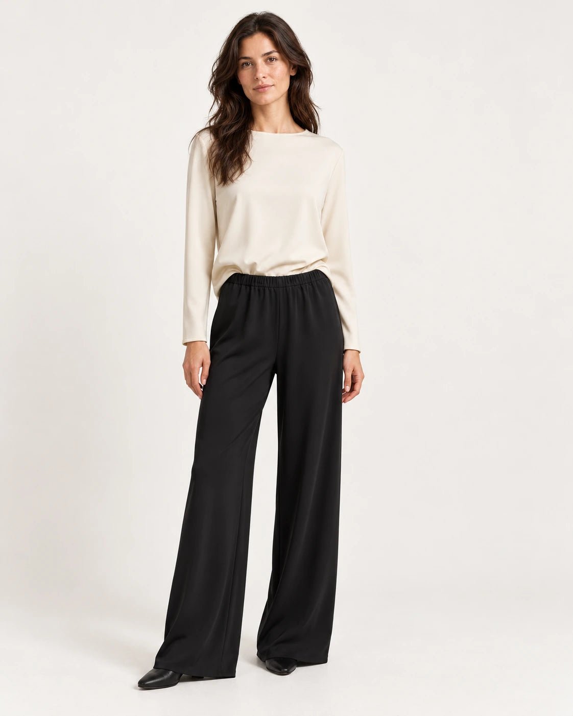 Pantalone palazzo nero, vista frontale - MADAME VENICE - FW25 - PEONIA - JERSEY TECNICO #Colore_Black