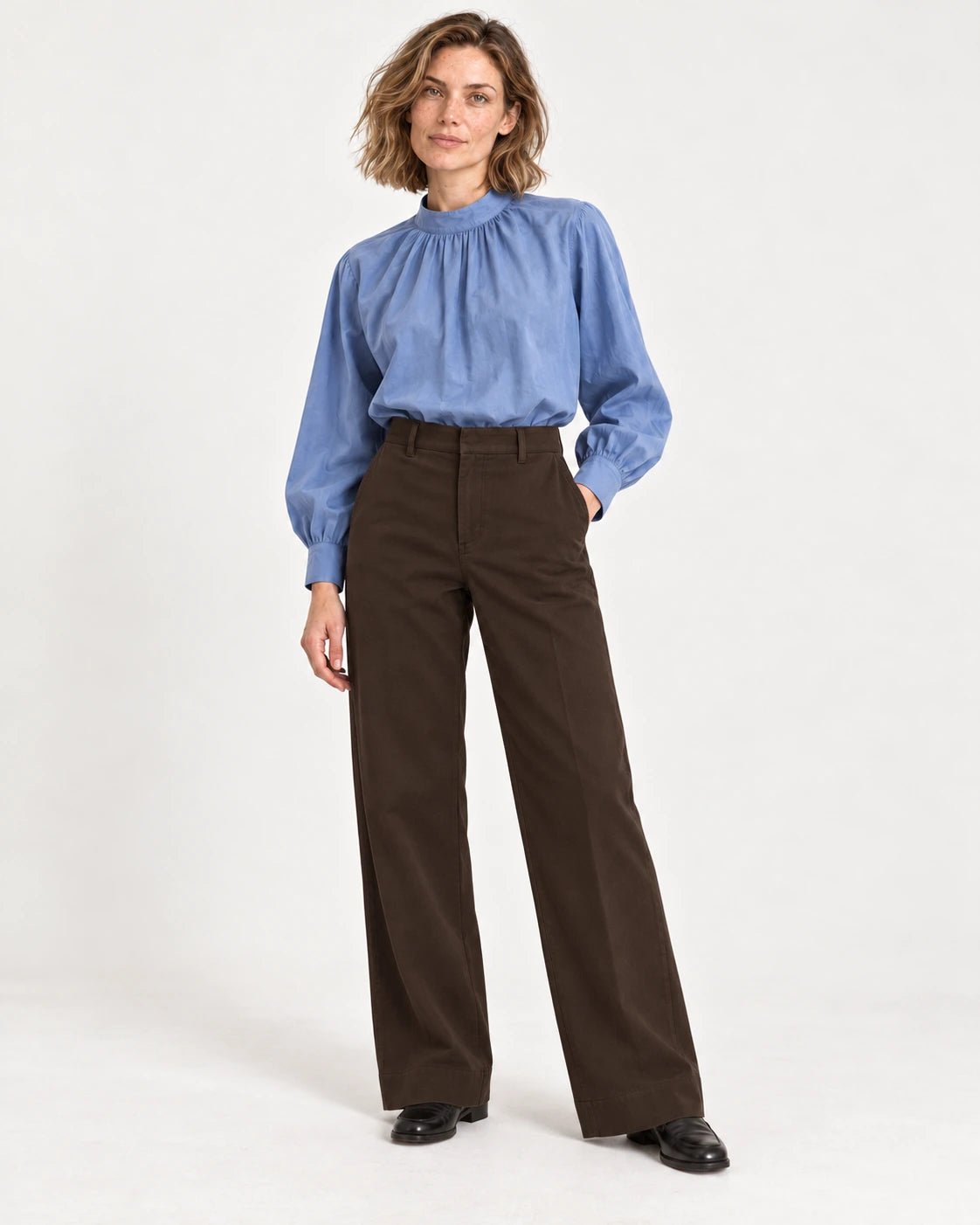 Pantalone palazzo marrone, vista frontale - MADAME VENICE - FW25 - PRISCILLA - CAPITALE #Colore_Brown