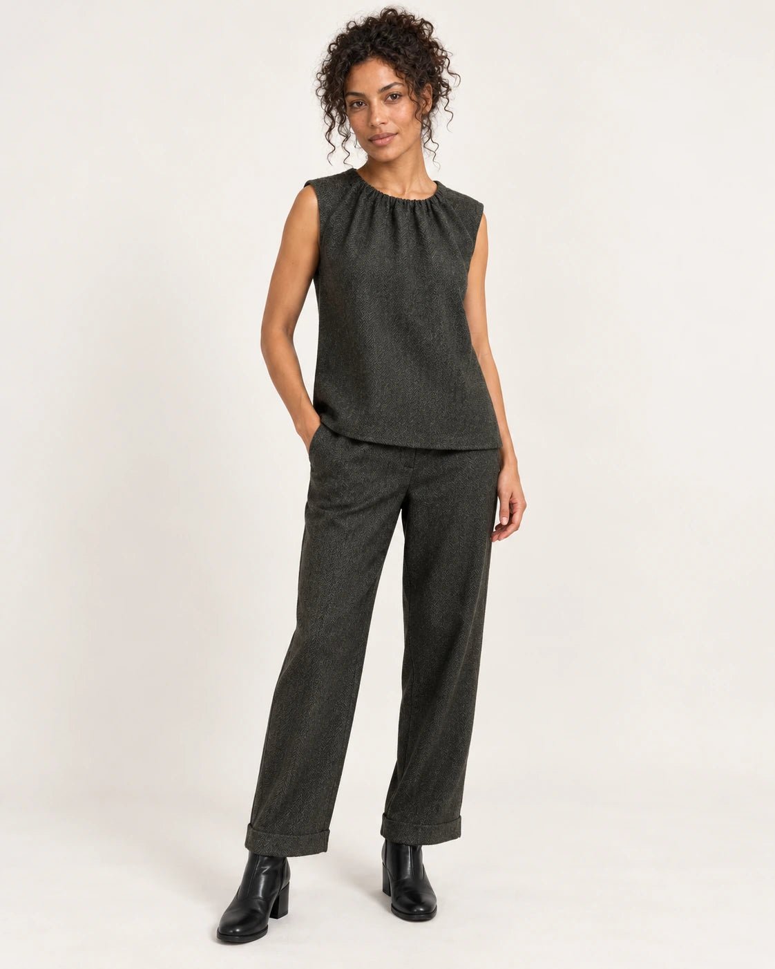 Top verde, vista frontale - MADAME VENICE - FW25 - VERA - SPINATINO #Colore_Green